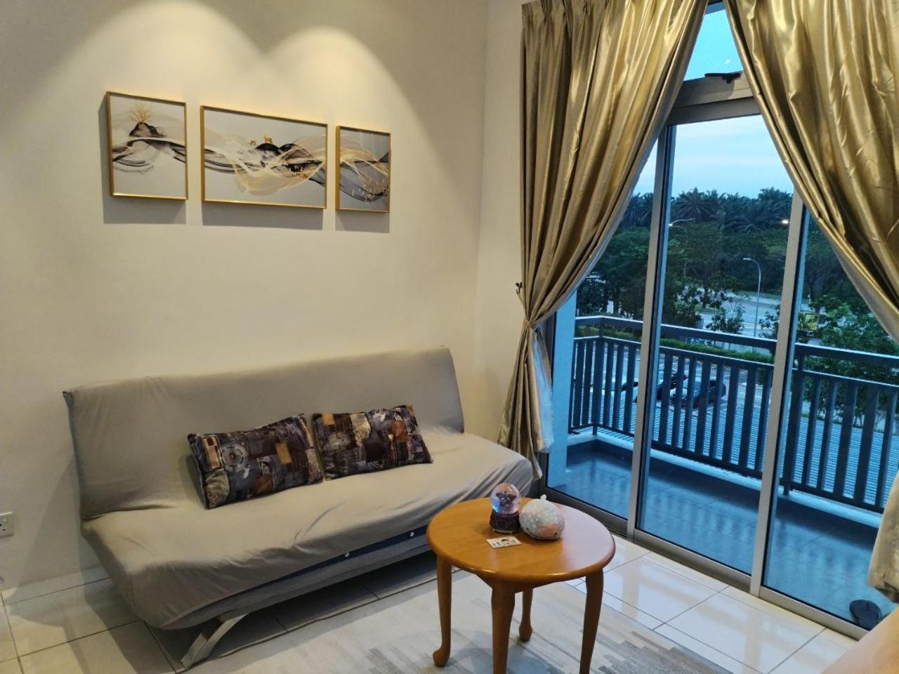 Camellia Forestview Seri Austin Near Eco Palladium By Harmony Apartment Johor Bahru